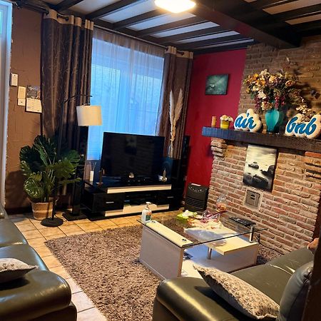 Bien-Etre-Au-Calme Et Parking Gratuit Villa Seraing Bagian luar foto