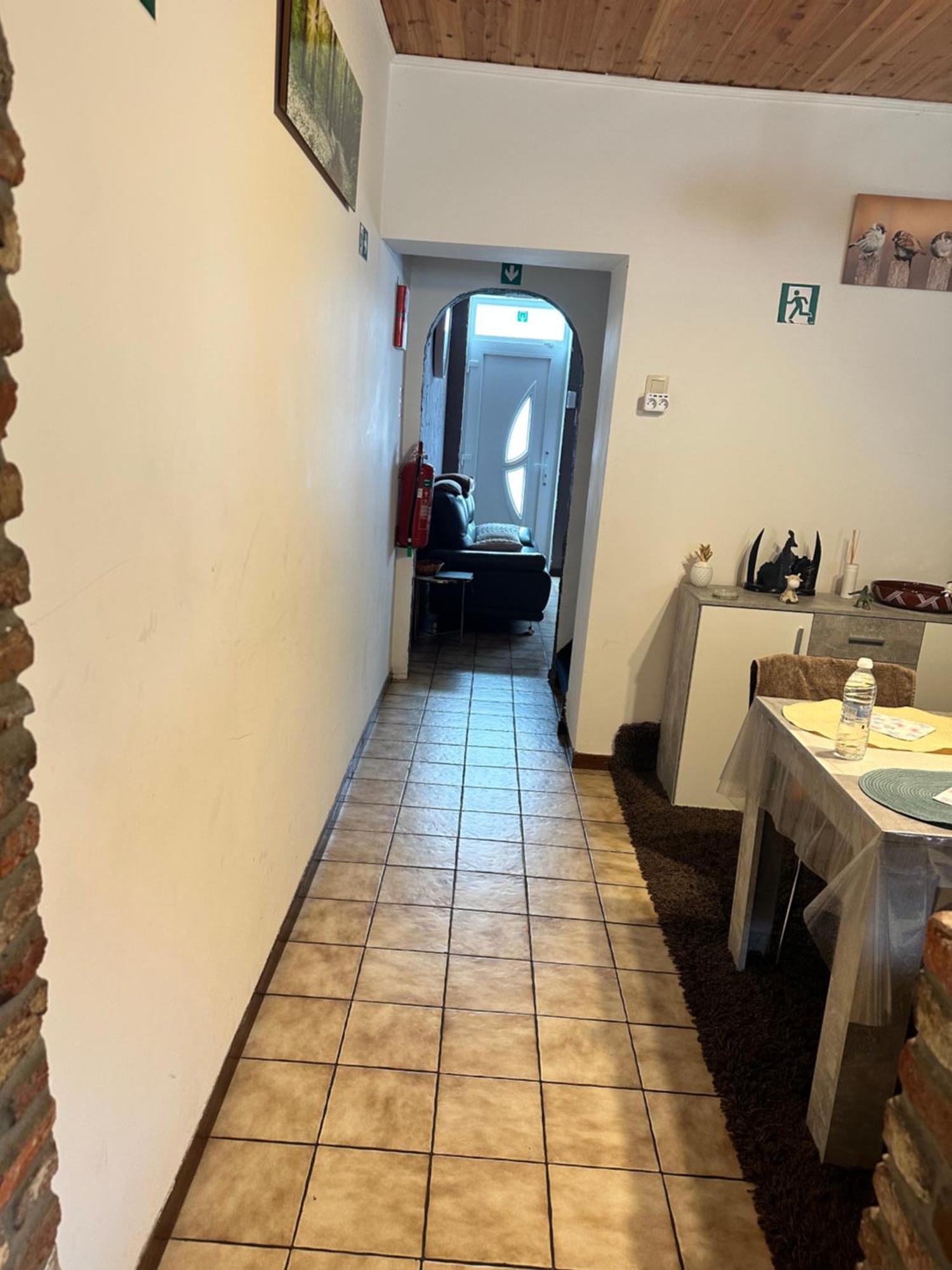 Bien-Etre-Au-Calme Et Parking Gratuit Villa Seraing Bagian luar foto